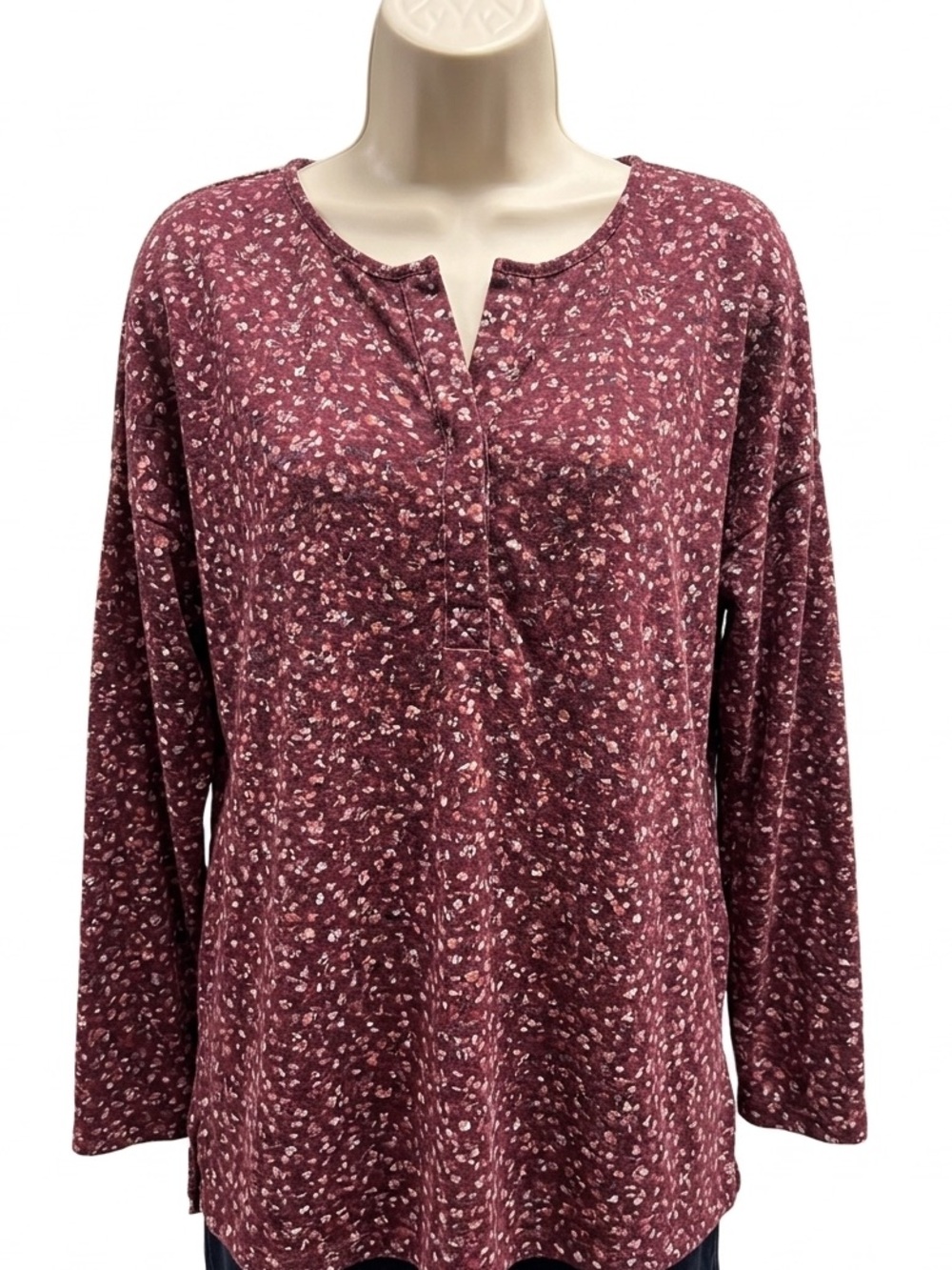 Croft & Barrow Burgundy and White 3/4 Sleeve Button Blouse